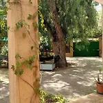 아파트 Apartamento-bungalow Con Jardin Y Garaje