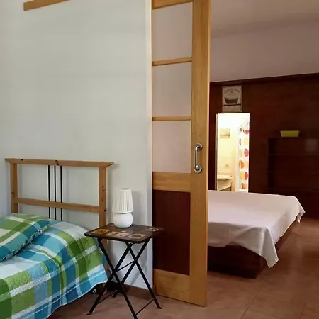 شقة Apartamento-bungalow Con Jardin Y Garaje